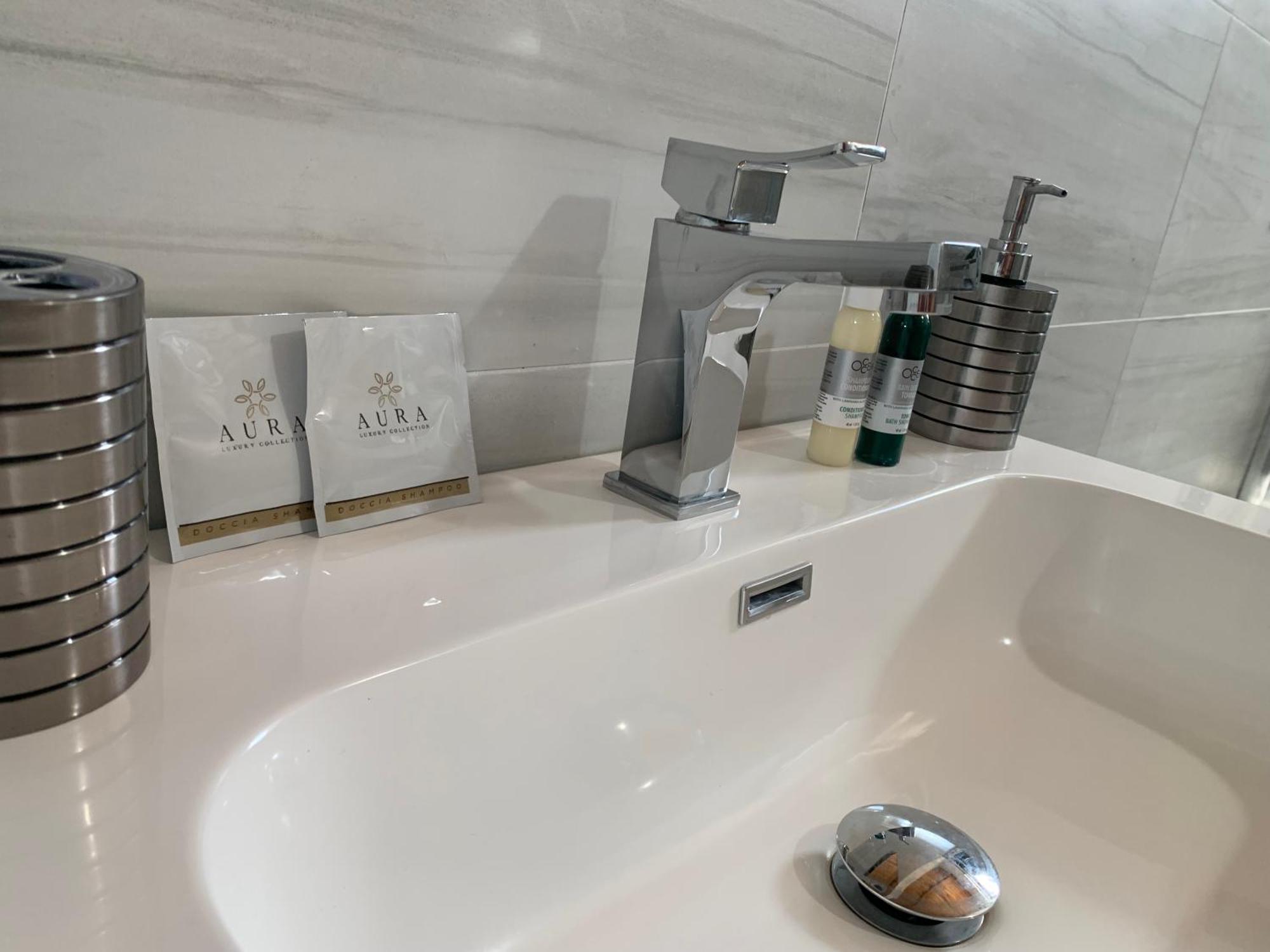 Prestige *Luxury Rooms & Appartment Монтеджордано Экстерьер фото